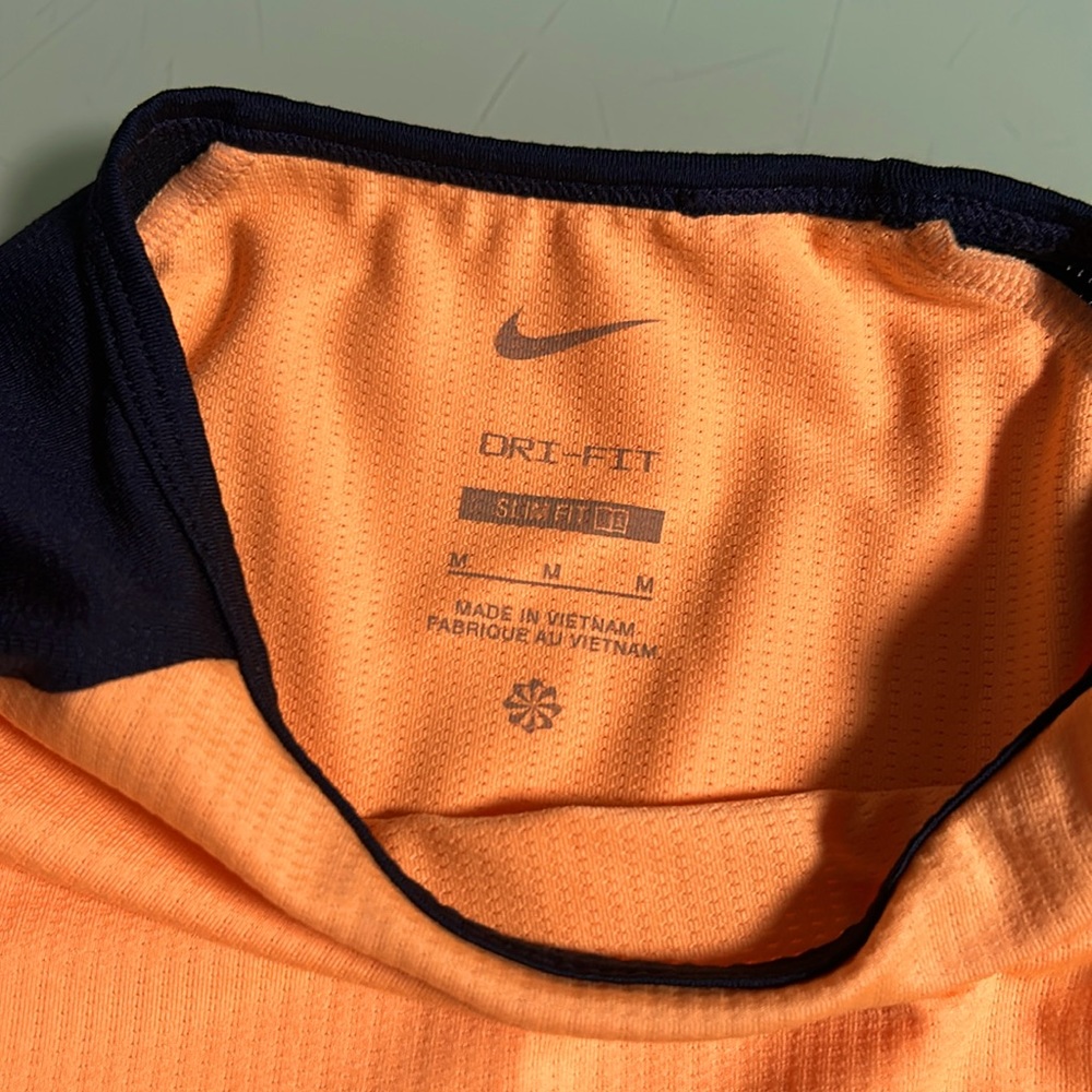 Nike Girls Tennis Shirt Size M - Picture 3 of 3